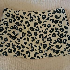Abercrombie & Fitch - Skort - New with Tags - Women's M